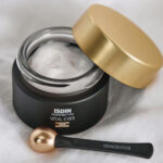 کرم دور چشم ایزدین vital