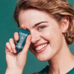 کرم روشن کننده دور چشم کدلی Vinergetic C