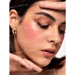 رژگونه پودری شیگلم مدل Divine Flush رنگ Let’s Escape