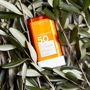 ضد آفتاب نامرئی استیکی کلارنس Spf50