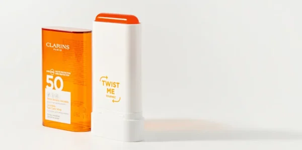 ضد آفتاب نامرئی استیکی کلارنس Spf50