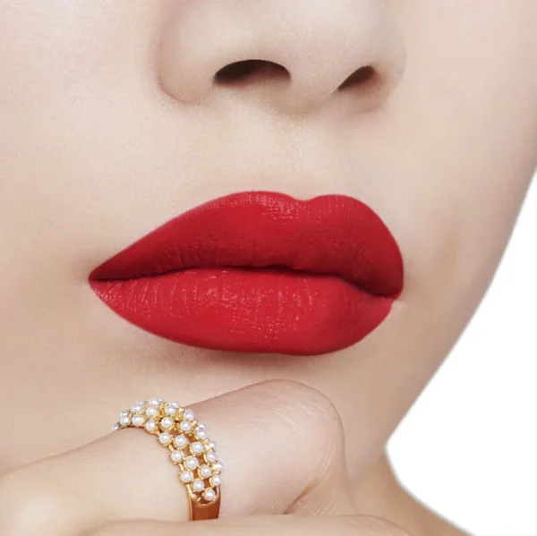 رژلب دیور شماره 080 مدل Red Smile