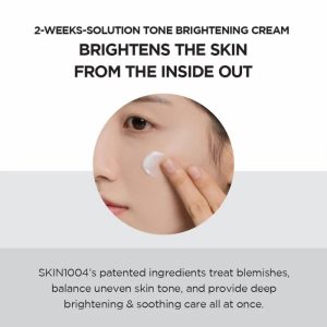 کرم کپسولی روشن کننده سنتلا اسکین 1004 مدل Tone Brightening Capsule Cream حجم 75 میل