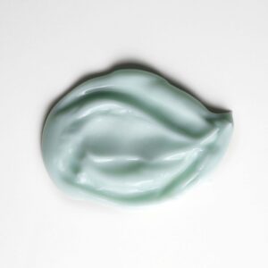 کرم مرطوب کننده نیو بُرن مدل Smooth Toch مناسب برای پوست های چرب 50 میل