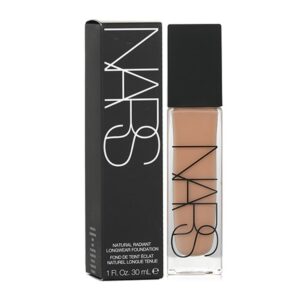 کرم پودر نارس نچرال رادیانت‌لانگ‌ور ( Natural Radiant Longwear) حجم‌30ml
