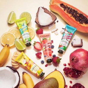 کرم مرطوب کننده و ترمیم کننده دست اولاین مدل Banana Care حجم 50 میل