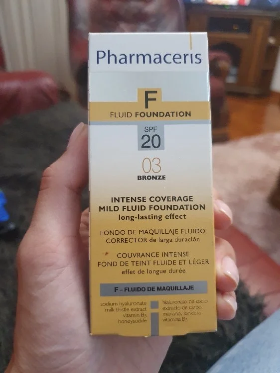 کرم‌پودر 03 BRONZE فارماسریز اینتنس با پوشش قوی و spf20 حجم 30میل