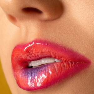 برق لب حجم‌دهنده اولاین مدل دایموند گلو شماره 08 رنگ Honey Glam