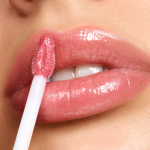 برق لب حجم‌دهنده اولاین مدل دایموند گلو شماره 08 رنگ Honey Glam