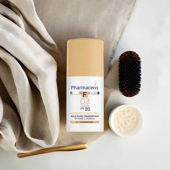 کرم‌پودر 03 BRONZE فارماسریز اینتنس با پوشش قوی و spf20 حجم 30میل