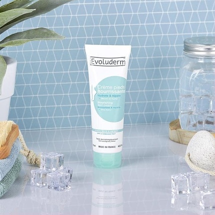 کرم پا تغذیه‌کننده اولودرم مدل Nourishing Foot Cream حجم 125 میل