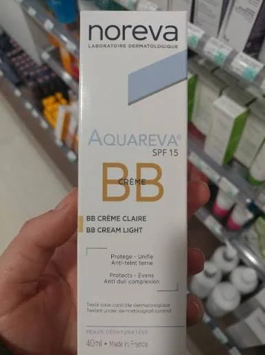 بی‌بی‌کرم لایت آکواروا نوروا مدل BB light Cream SPF15حجم 40میل