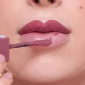 رژ‌لب مایع 40 ویتی میبلین Vinyl Ink حجم 4.2 گرم 
