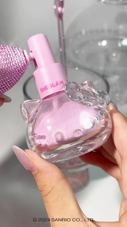 اسپری هایلایتر Kitty شیگلم مدل Bow-Utiful حجم 12 گرم 