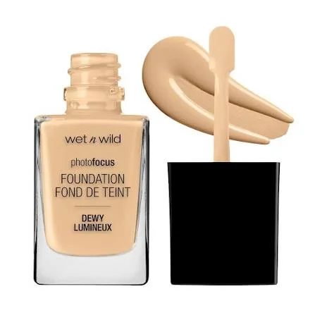 کرم‌پودر سافت بژ وت‌اندوایلد Photo Focus Dewy مدل Soft Beige حجم 28 میل 