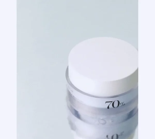 کرم مرطوب کننده و تقویت کننده آنوا حاوی شیره توس 50 میل